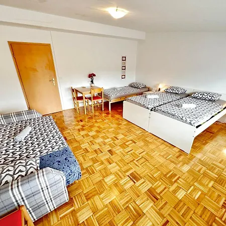 Center Station Hostel *